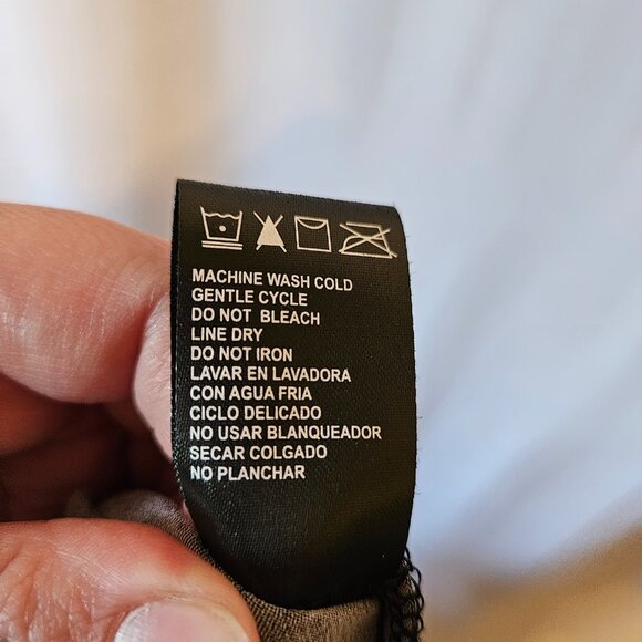 Perceptions Short Sleeved Floral Border Print Shift Dress Pleat Bodice Size XL - Picture 5 of 7